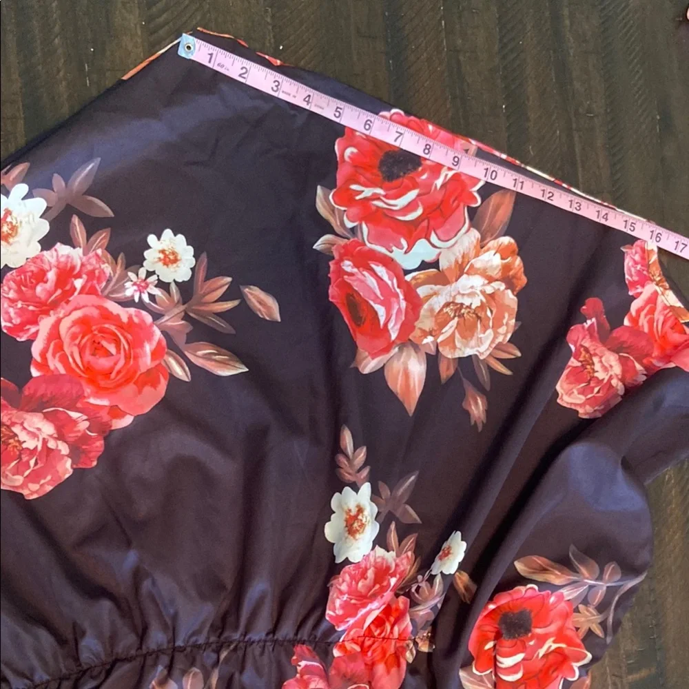 Black Floral Print Off-Shoulder Dress with split hem (slit), size M. New - Picture 8 of 11